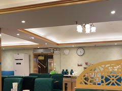 大堂-贯贯吉·清真餐厅(浙江中路店)