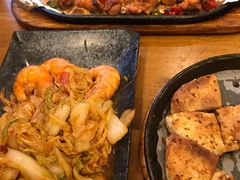 -老东镇啤酒屋海鲜加工·蒸汽海鲜·海鲜烧烤(台东店)