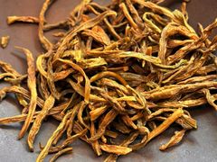 -崔记生活·铁锅炖鱼粘卷子(总店)