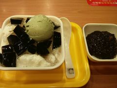 雪山白雪凉粉-满记甜品(日月光二店)