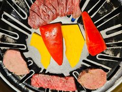 -炼火烤肉店