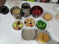 -母仪天下月子中心(光谷店)