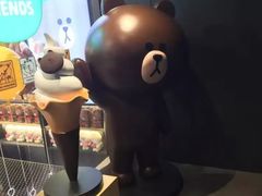 -LINE FRIENDS Garosu-gil Flagship Store