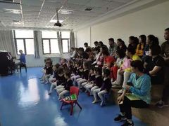 -西安小天鹅艺术团(金花路校区)