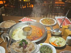 -佬土鹅肠火锅(解放路店)
