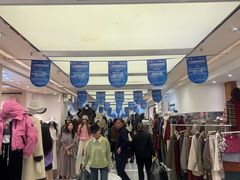 -广州白马服装市场