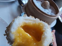 燕麦流沙包-唐阁海景中餐厅·早茶·粤菜•生日聚餐(海口朗廷酒店)