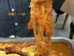 -在巷子里的烤肉店·螺蛳粉烤鱼·牛蛙(和美城店)