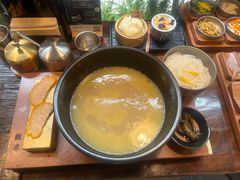 -银米·云南传统过桥米线(双廊黑金冠店)