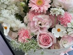 -亭亭鲜花店(中山北路店)