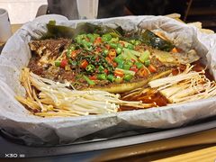 招牌香辣味清江鱼-鱼颜诱纸纸上烤鱼·蛙(龙湖天街店)