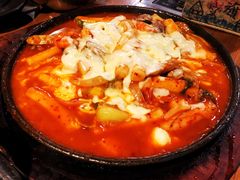 奶酪海鲜炒米条-包装马车·韩国料理·포장마차