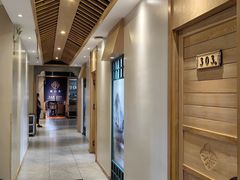 -聚友斋(陶瓷琉璃馆水晶街店)
