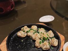 拇指虾仁生煎-上海人家花樣年华(中山公园店)