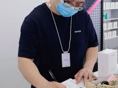 -荣耀授权专卖店(黄浦浙江中路店)