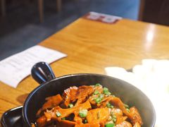 高山笋干烧肉-杭百味·大众精选杭帮菜(西湖音乐喷泉店)