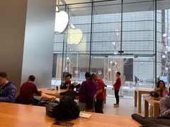 -Apple零售店(华贸购物中心店)