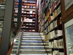 -新华书店(新街口旗舰店)