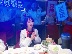 -海底捞火锅(杭州庆春路夜宵主题店)