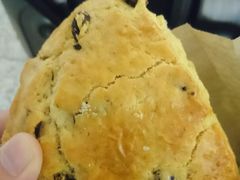 提子干松饼-星巴克(浦东机场T2到达店)