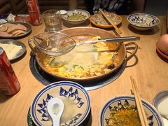 -洱火云南酸菜牛肉火锅(石景山当代商城店)