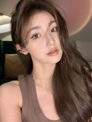 -丝语萱形象