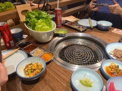 -明洞阿姨·韩式酱蟹烤肉·创意料理(三元桥店)