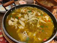 -有红鸡毛店·川菜(建设路店)