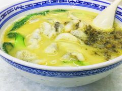 招牌黄鱼面-明呈黄鱼面馆(斜土路店)