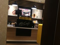 -麦当劳(龙洞店)