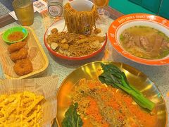 -七爷清汤腩·港式茶餐厅(世博店)