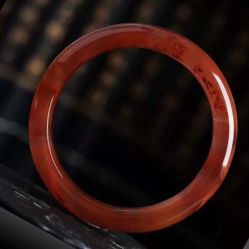 -北京七彩云南翡翠珠宝旗舰店(月坛店)