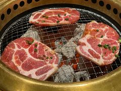 -蚂蚁洞·烤肉大营地(上海静安大悦城店)