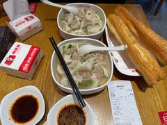 -南城香·饭香串香馄饨香(花园北路店)