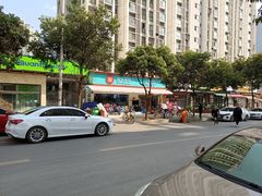 -屋头串串(龙潭寺店)