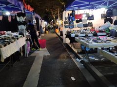 -吴山路夜市