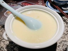 民国美龄粥-南京大牌档(香港广场店)