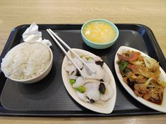 -荟选餐饮徐家汇社区食堂(徐虹北路店)