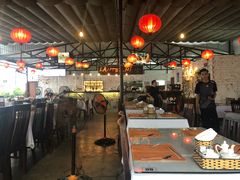 -Lanterns Vietnamese Restaurant