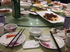 -六和聚传统烤鸭.天津菜(和平店)