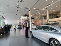 -天津波士信达奔驰4S店(卫津南路店)