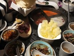 -热火朝天鲜切牛肉火锅(南强街巷店)