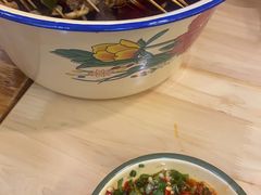 -拈签一笑黄牛肉辣卤串串