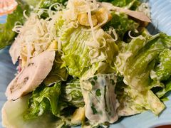 凯撒鸡肉沙拉-老井俄式餐厅