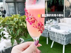 -The ROOF (通盈中心店)