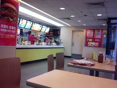 -麦当劳(军博店)