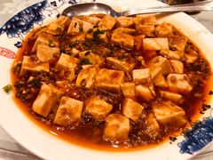 -满江红四季餐厅 · 国家五钻级酒家(新纪元大酒店店)