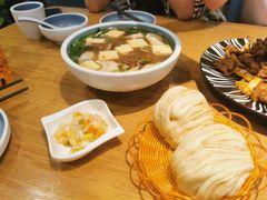 -金莹丸子汤清真(朝外SOHO店)