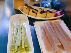 -鲜念蒸汽石锅鱼(红山6979店)