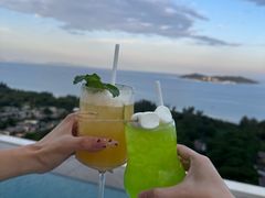 -瑰丽酒店·海吧·天际下午茶·现场DJ·天台酒吧